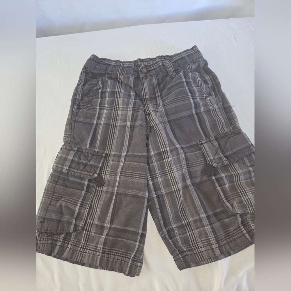Wrangler Kids Plaid Cargo Shorts - Gray and White